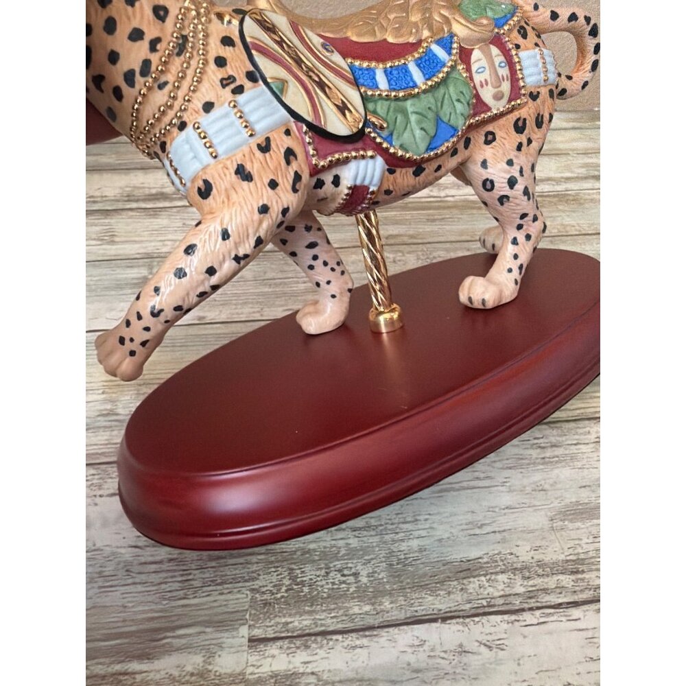 Lenox Carousel Leopard 2004 Porcelain Figurine w/ Wood Base in Box - Picture 16 of 16